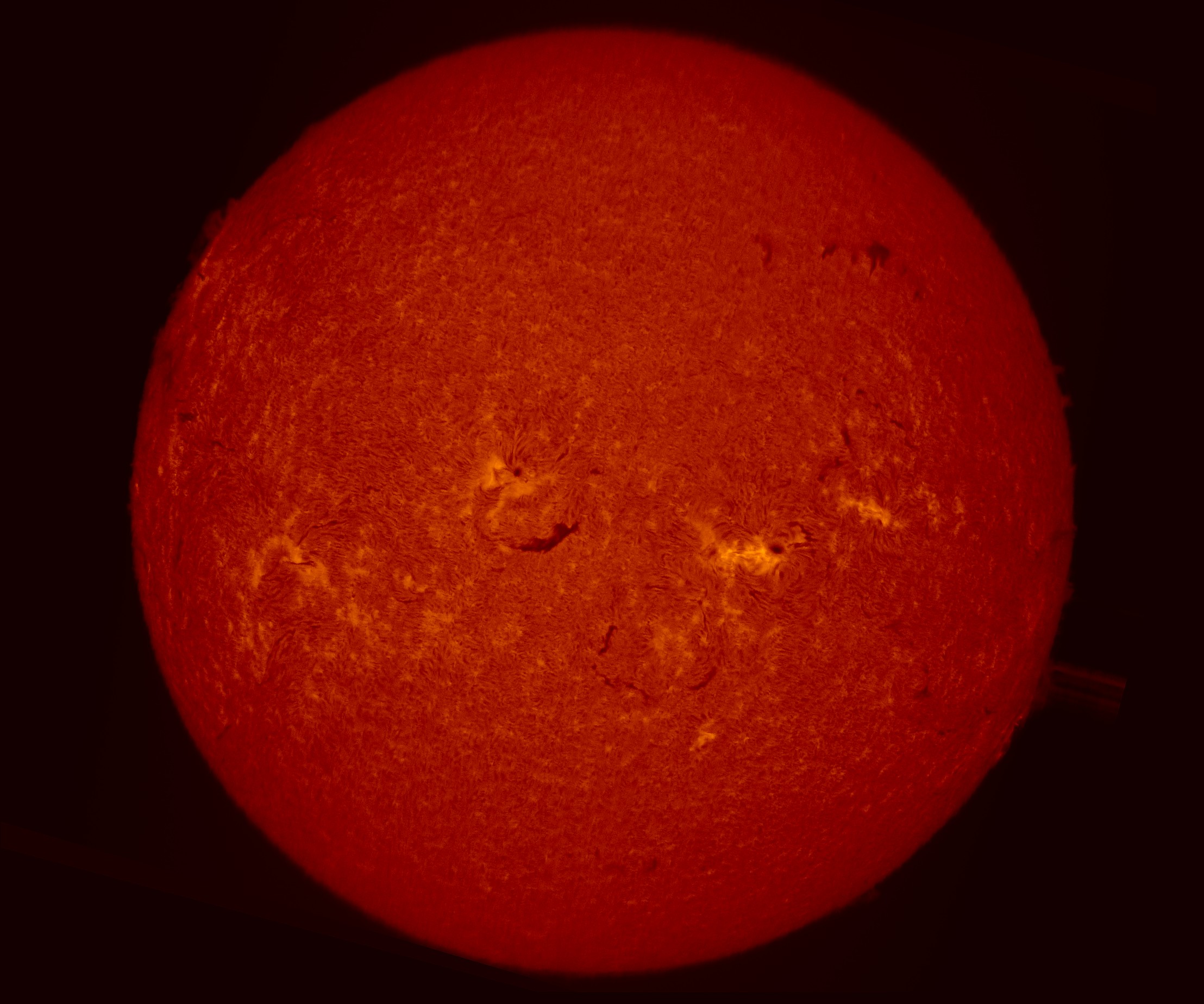 20260816_09_53_10Z_clahe-red.jpg